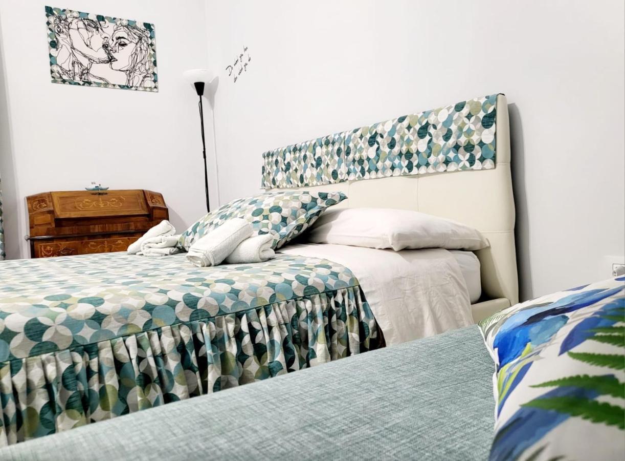 Dory'S Room Camera Nel Cuore Di Napoli Экстерьер фото